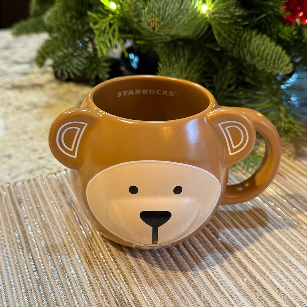 NEW Starbucks Holiday 2025 Bear Face Ceramic Mug In Brown, 14oz